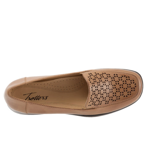 Trotters Jenn Laser T1613-220 Womens Brown Wide Leather Loafer Flats Shoes