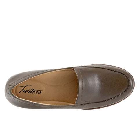 Trotters Marche T1659-312 Womens Brown Narrow Leather Loafer Flats Shoes