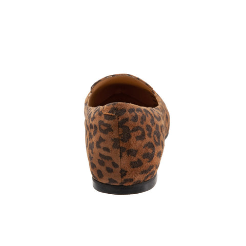 Trotters Harlowe T1707-925 Womens Brown Leather Slip On Loafer Flats Shoes