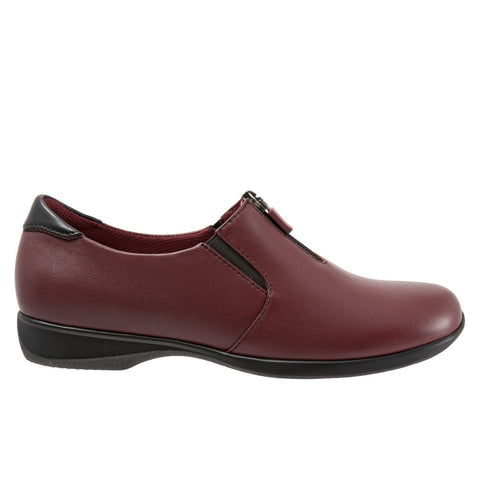 Trotters Jacey T1759-601 Womens Red Wide Leather Slip On Loafer Flats Shoes