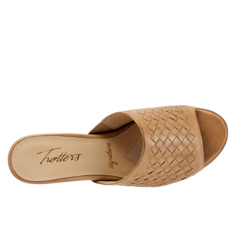 Trotters Corsa T1801-206 Womens Brown Leather Slip On Heeled Sandals Shoes