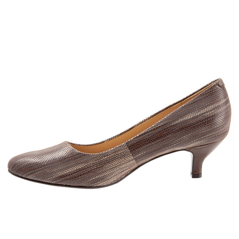 Trotters Kiera T1805-117 Womens Brown Wide Leather Slip On Pumps Heels Shoes