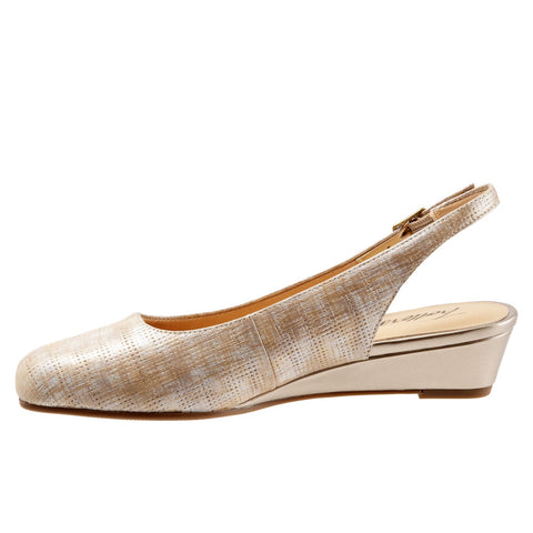 Trotters Lenora T1806-292 Womens Beige Leather Slingback Flats Shoes