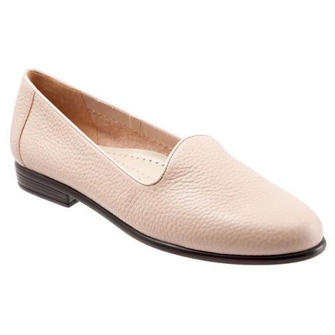 Trotters Liz Tumbled T1807-715 Womens Beige Extra Wide Loafer Flats Shoes