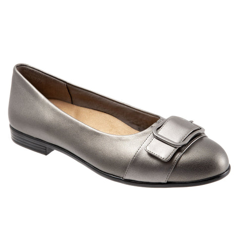 Trotters Aubrey T1850-039 Womens Silver Leather Ballet Flats Shoes
