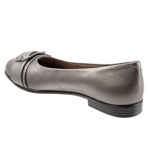 Trotters Aubrey T1850-039 Womens Silver Narrow Leather Ballet Flats Shoes