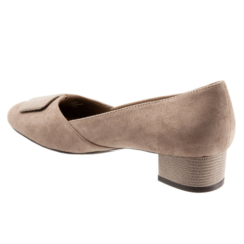 Trotters Delse T1852-135 Womens Brown Wide Suede Slip On Pumps Heels Shoes