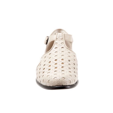 Trotters Leatha Open Weave T1908-126 Womens Beige Strap Sandals Shoes