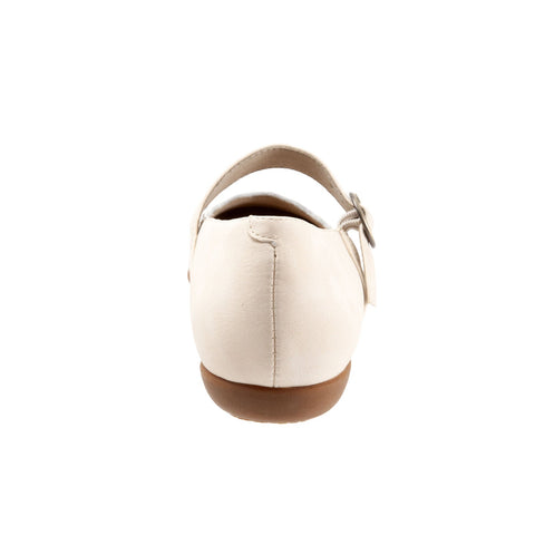 Trotters Sugar T1963-126 Womens Beige Wide Leather Mary Jane Flats Shoes
