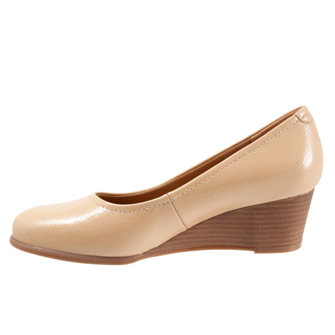 Trotters Winnie T1965-130 Womens Brown Leather Wedges Heels Shoes