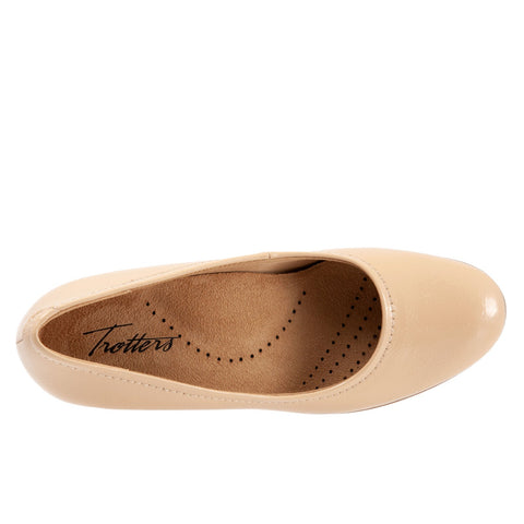 Trotters Winnie T1965-130 Womens Brown Narrow Leather Wedges Heels Shoes