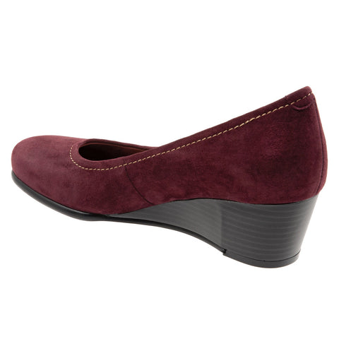 Trotters Winnie T1965-627 Womens Burgundy Leather Slip On Wedges Heels Shoes