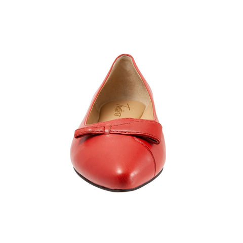 Trotters Erica T2004-600 Womens Red Wide Leather Slip On Ballet Flats Shoes