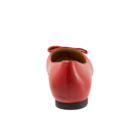 Trotters Erica T2004-600 Womens Red Wide Leather Slip On Ballet Flats Shoes