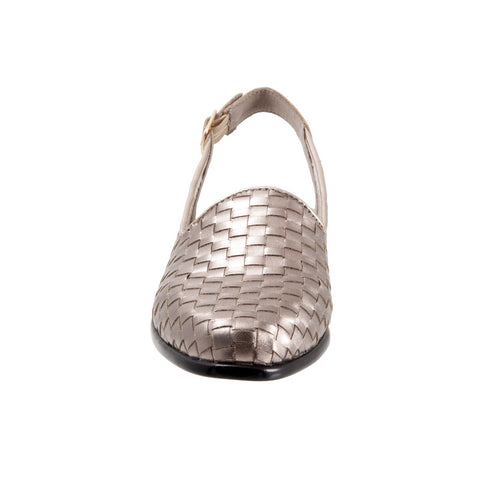 Trotters Lena T2009-033 Womens Silver Wide Leather Slingback Flats Shoes