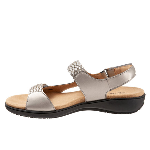 Trotters Teresa T2017-033 Womens Silver Synthetic Slingback Sandals Shoes