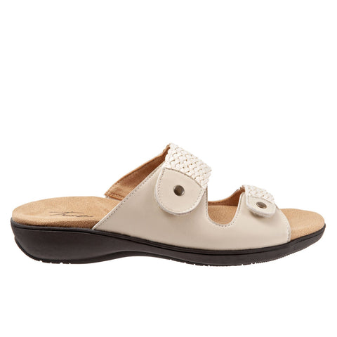 Trotters Terri T2018-126 Womens Beige Wide Leather Slides Sandals Shoes