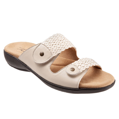 Trotters Terri T2018-126 Womens Beige Wide Leather Slides Sandals Shoes