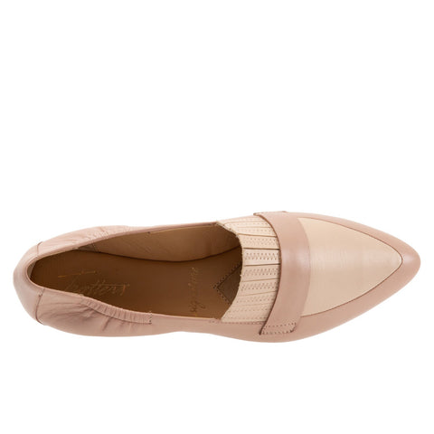 Trotters Emotion T2056-185 Womens Beige Narrow Leather Loafer Flats Shoes