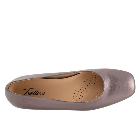 Trotters Honor T2057-033 Womens Purple Leather Slip On Ballet Flats Shoes