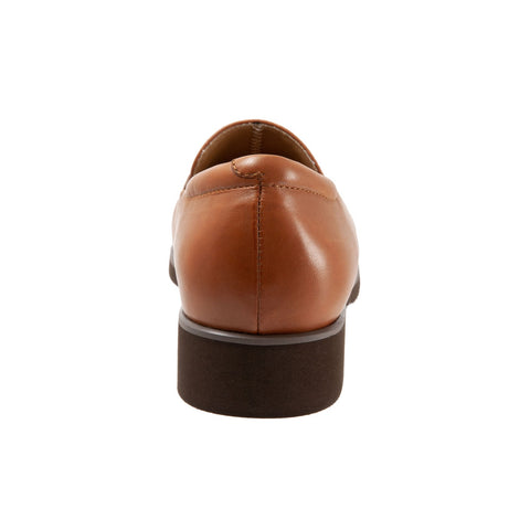 Trotters Jaiden T2058-215 Womens Brown Wide Leather Loafer Flats Shoes