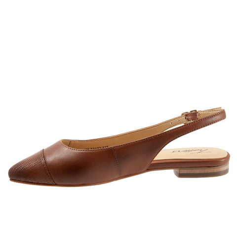 Trotters Halsey T2123-215 Womens Brown Wide Leather Slingback Flats Shoes