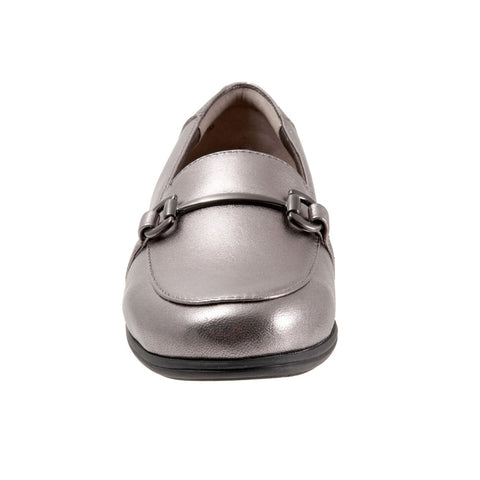 Trotters Donelle T2172-033 Womens Gray Leather Slip On Loafer Flats Shoes