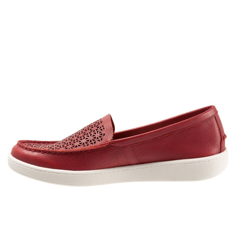 Trotters Audrey T2211-601 Womens Red Wide Leather Loafer Flats Shoes