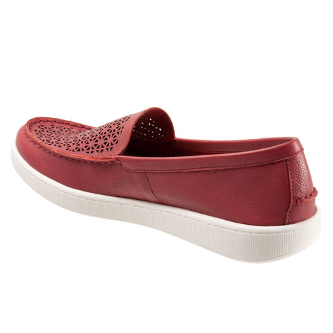 Trotters Audrey T2211-601 Womens Red Wide Leather Loafer Flats Shoes