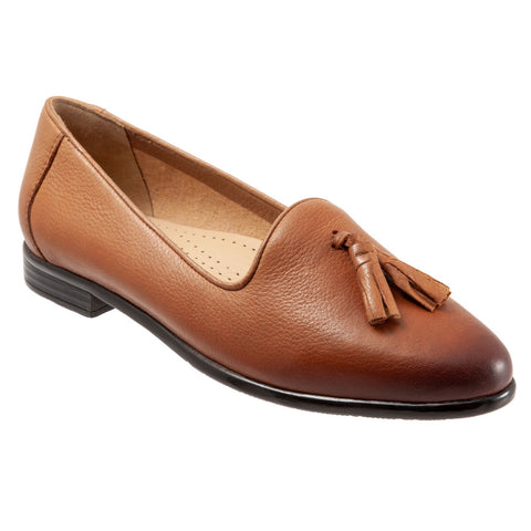 Trotters Liz Tassel T2224-215 Womens Brown Wide Leather Loafer Flats Shoes
