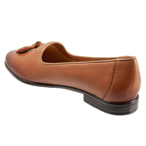 Trotters Liz Tassel T2224-215 Womens Brown Extra Wide Loafer Flats Shoes