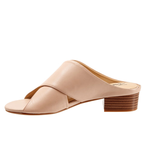 Trotters Nora T2226-130 Womens Beige Leather Slip On Heeled Sandals Shoes
