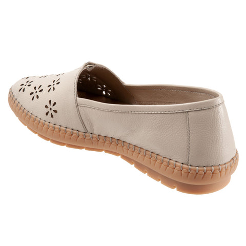 Trotters Rosie T2233-112 Womens Beige Leather Slip On Loafer Flats Shoes