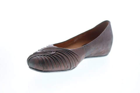 Earthies Vanya Distressed Leather VANYA-COP Womens Black Ballet Flats Shoes