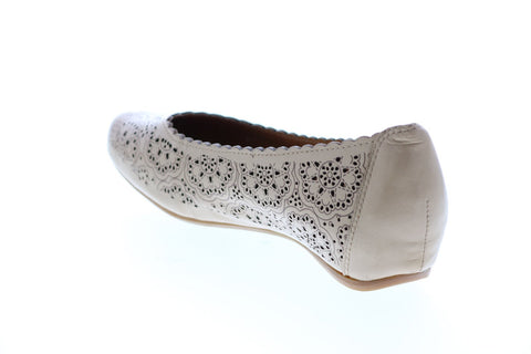 Earthies Lea Bindi BINDI BISCUIT LEA Womens Beige Wide Ballet Flats Shoes