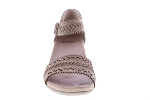 Earth Ivy Seneca Soft Bck Womens Beige Suede Strap Heels Shoes