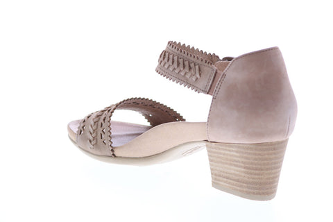 Earth Ivy Seneca Soft Bck Womens Beige Suede Strap Heels Shoes