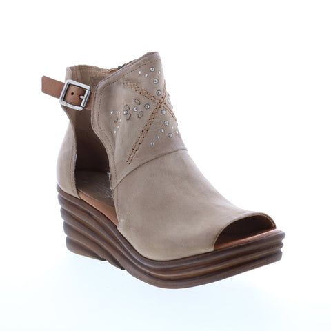 Miz Mooz Atlas M29009 Womens Gray Leather Hook & Loop Wedges Sandals Shoes