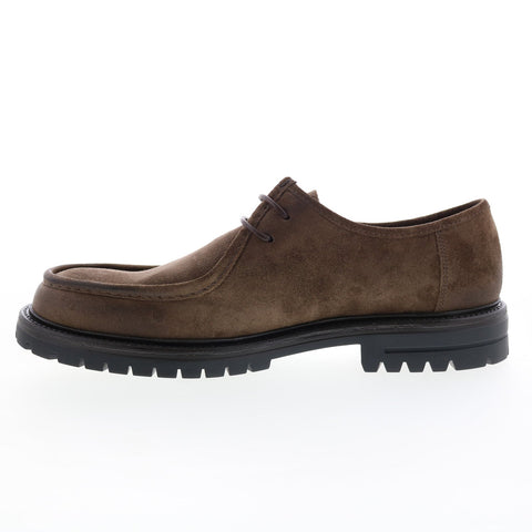 Very worn and beat up men’s Bruno Magli suede brown lace ups. Bruno Magli | Shoes | Very Worn And Beat Up Mens Bruno Magli  main image 4