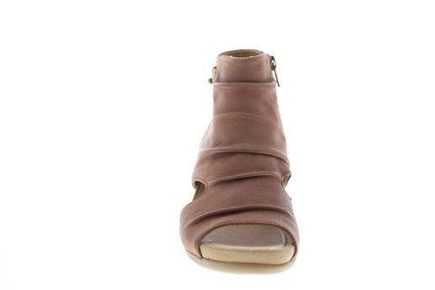 Earth Sweetpea Side Zip Womens Beige Leather Zipper Wedges Heels Shoes